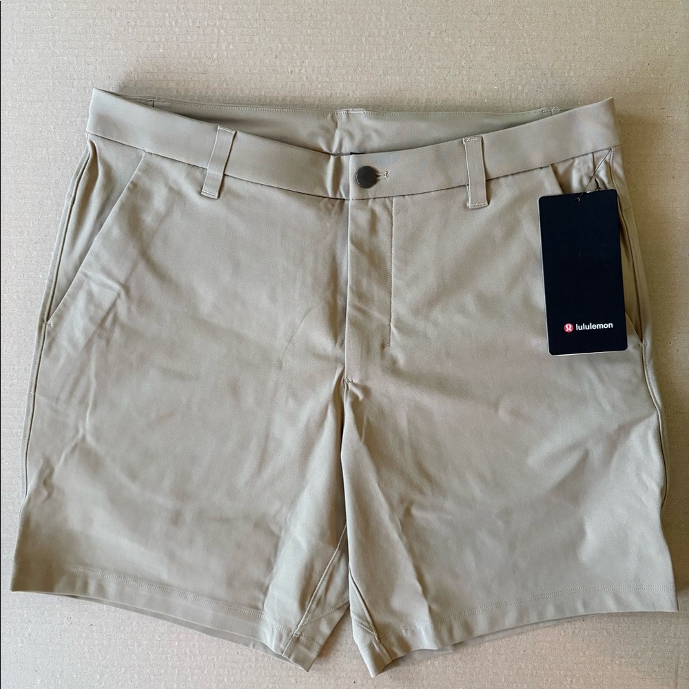 Lululemon Commission Shorts, 7”